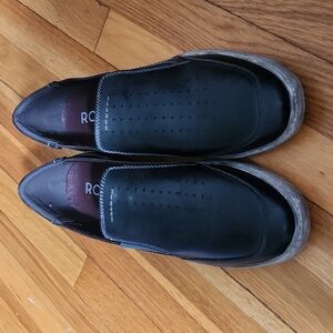 NWOT Mens Roan loafers